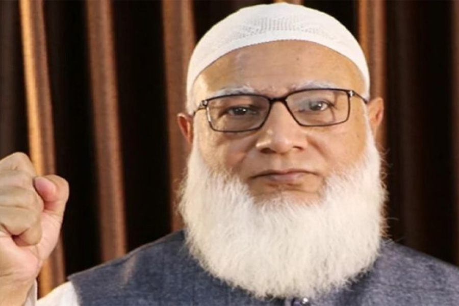হজ শেষে সোমবার দেশে ফিরছেন ডা. শফিকুর রহমান
