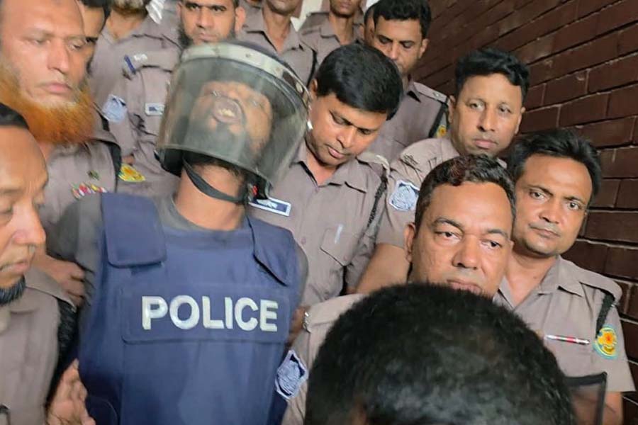 ‘ধর্ষণ আমি করেছি, মারছে ডলার’