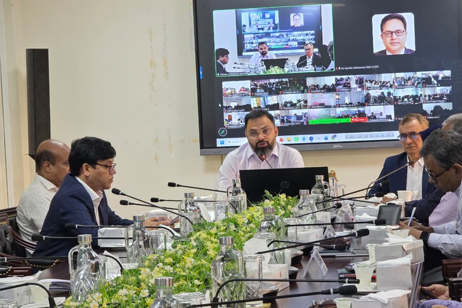 যুব উন্নয়ন অধিদপ্তরের উদ্যোগে দেশের ৬৪ জেলায় একযোগে শুরু হয়েছে ফ্রিল্যান্সিং প্রশিক্ষণ কার্যক্রম। ছবি: ভিওডি বাংলা