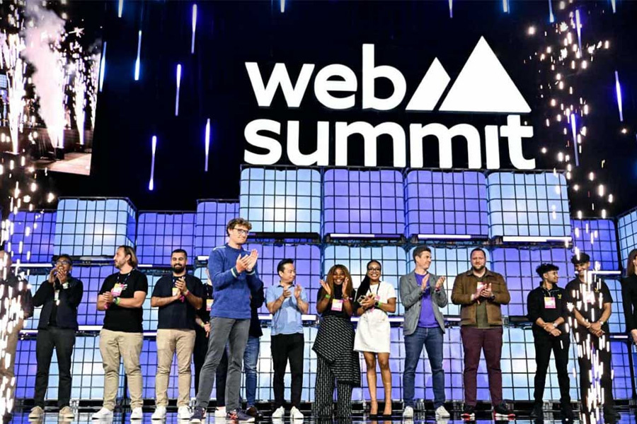 পর্দা উঠলো বিশ্বের বড় প্রযুক্তি সম্মেলন ‘ওয়েব সামিট ২০২৫’