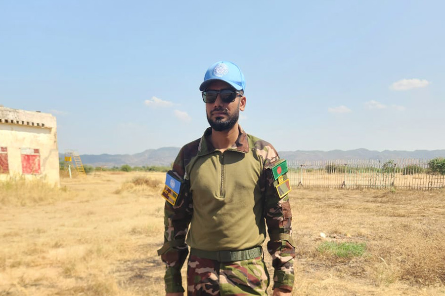 সৈনিক শামীম রেজার বাড়িতে শোকের মাতম