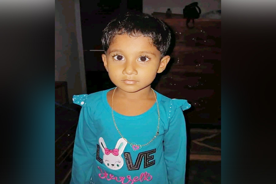 নিখোঁজের পরদিনই মিলল ফাতেমার নিথর দেহ