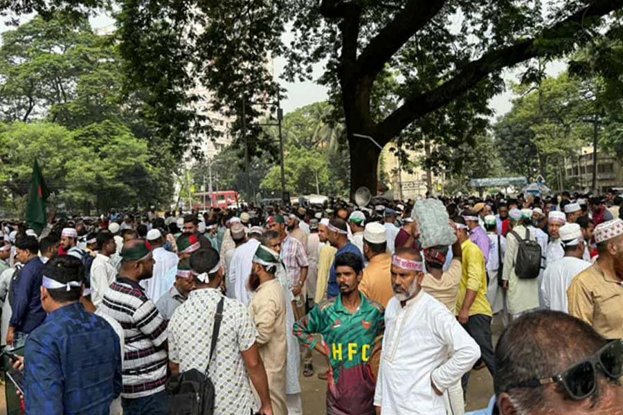 শিক্ষা উপদেষ্টার সঙ্গে আলোচনায় শিক্ষকদের প্রতিনিধি দল