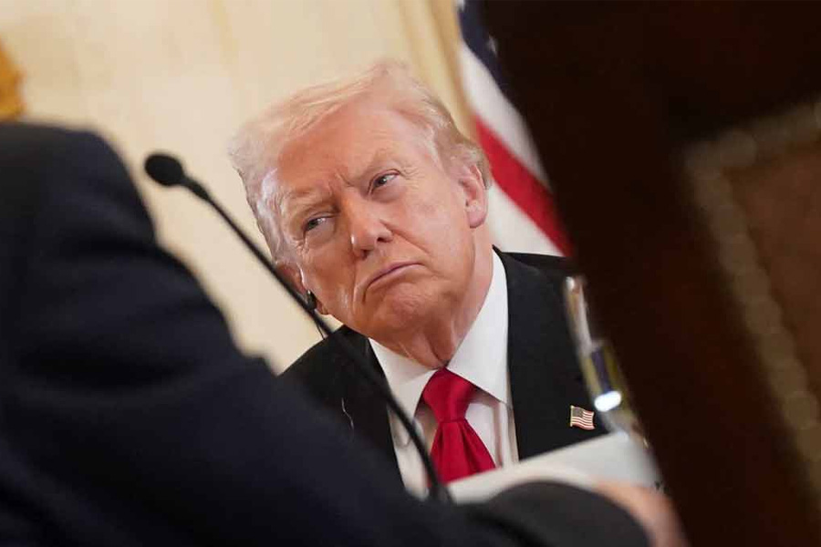 ইরান জানতে চেয়েছে নিষেধাজ্ঞা তুলে নেওয়া সম্ভব কি না: ট্রাম্প