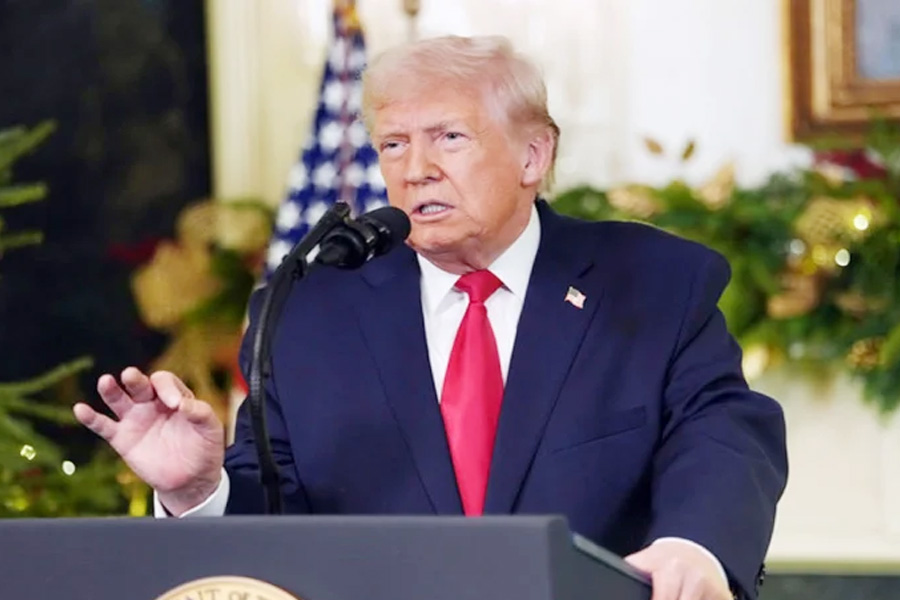 ইরানের বিরুদ্ধে সামরিক পদক্ষেপ আপাতত স্থগিত: ট্রাম্প