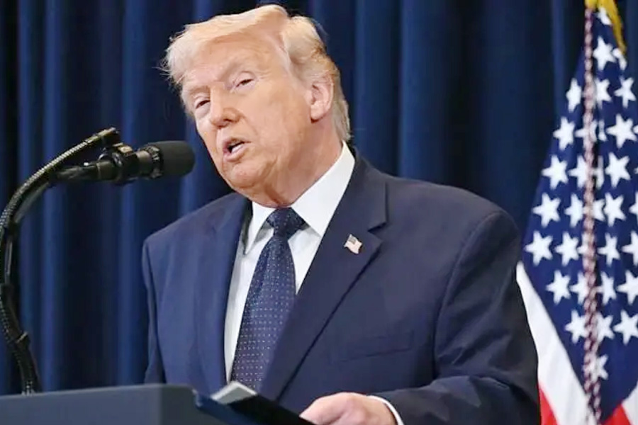 ইরানে যুদ্ধ 'বেশ দ্রুত' শেষ হবে: মন্তব্য ট্রাম্পের