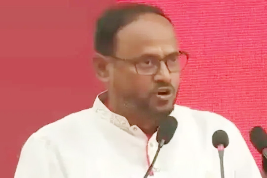 প্রধানমন্ত্রীর বিরুদ্ধে ষড়যন্ত্রকারীরা জনগণ থেকে বিচ্ছিন্ন হবে: টুকু
