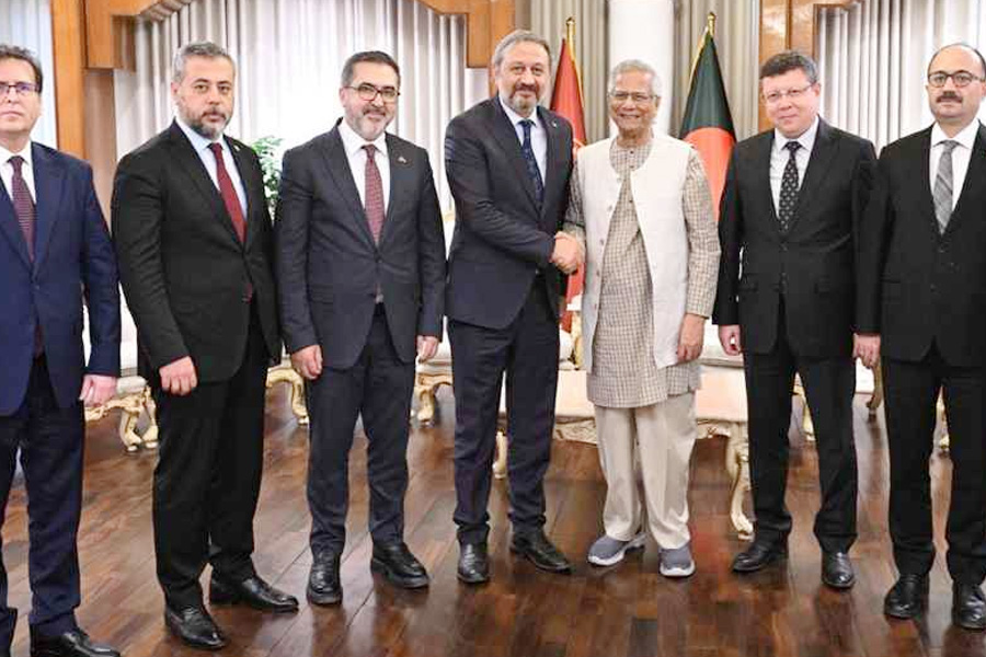 তুর্কি সংসদীয় প্রতিনিধিদলের সঙ্গে প্রধান উপদেষ্টার বৈঠক