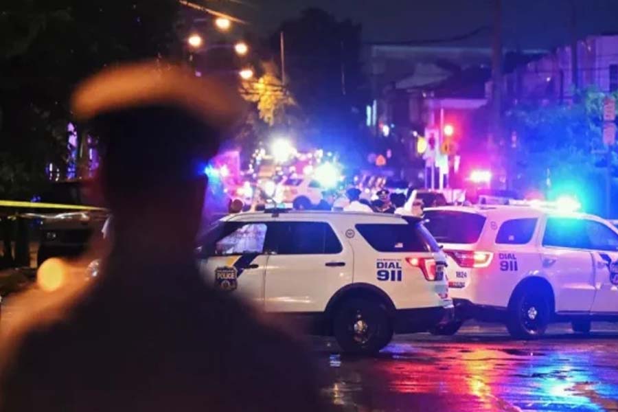 যুক্তরাষ্ট্রে এলোপাতাড়ি গুলিতে ৮ শিশু নিহত