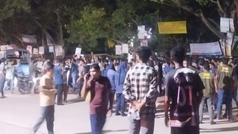 পাবিপ্রবিতে ছাত্রলীগ কর্মীকে আটক করল ছাত্রদল, শিবিরের বাধা