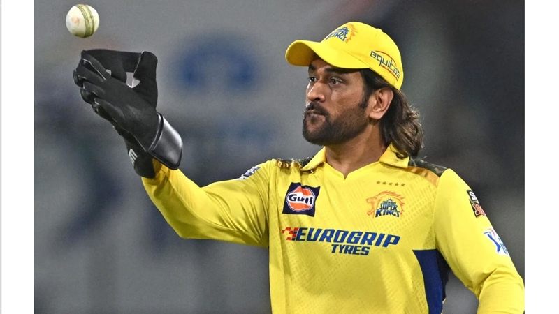 অবসর প্রসঙ্গে যা বললেন ধোনি