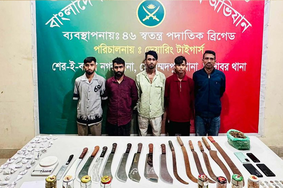 মোহাম্মদপুরে সেনা অভিযানে হত্যা মামলার প্রধান আসামিসহ গ্রেপ্তার ৫