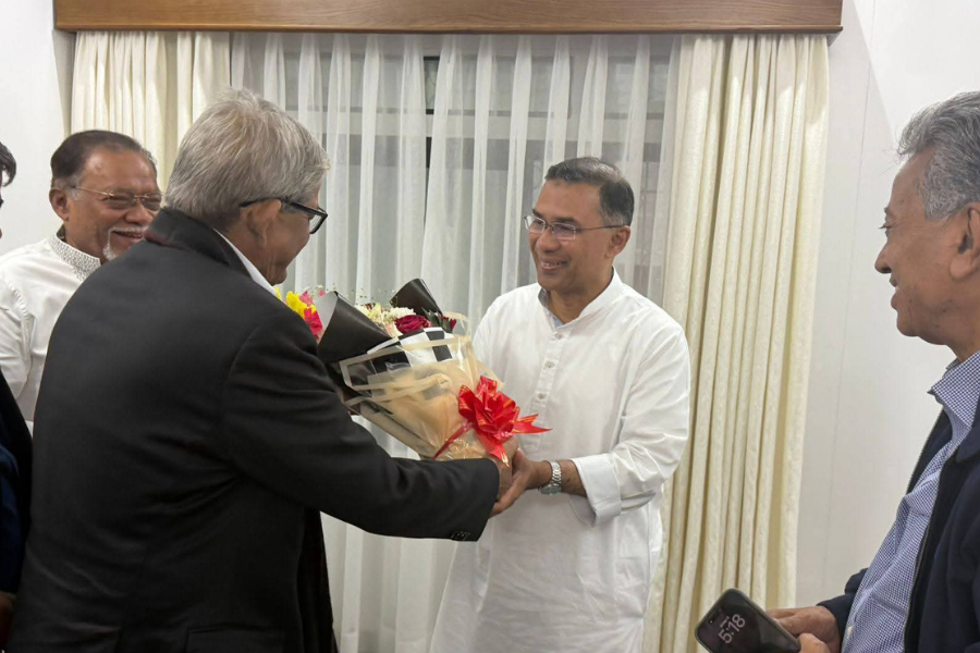 তারেক রহমানকে মির্জা ফখরুলের শুভেচ্ছা