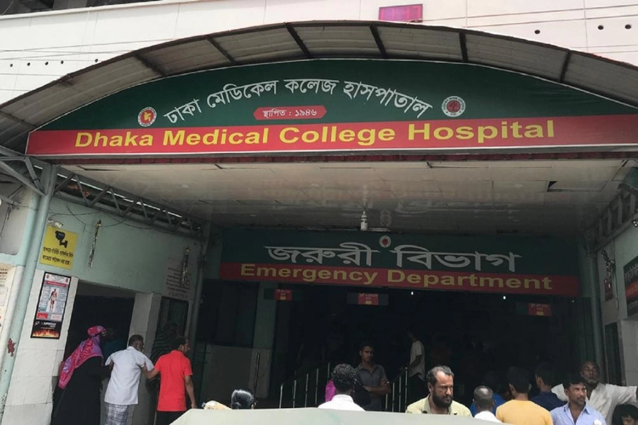 স্ত্রীর খালুর ধাওয়া খেয়ে ছাদ থেকে পড়ে যুবকের মৃত্যু