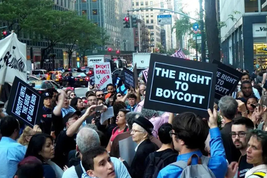 ইউরোপজুড়ে ইসরায়েলবিরোধী ক্ষোভ, পণ্য বয়কটের ডাক