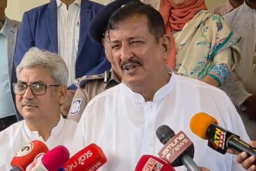 দুর্নীতিমুক্ত প্রশাসন গড়তে চায় সরকার: ভূমিমন্ত্রী