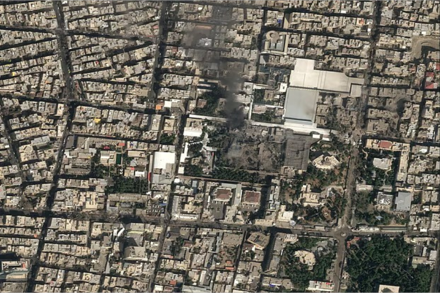 খামেনিকে হত্যায় ৩০টি বোমা ফেলে ইসরায়েল