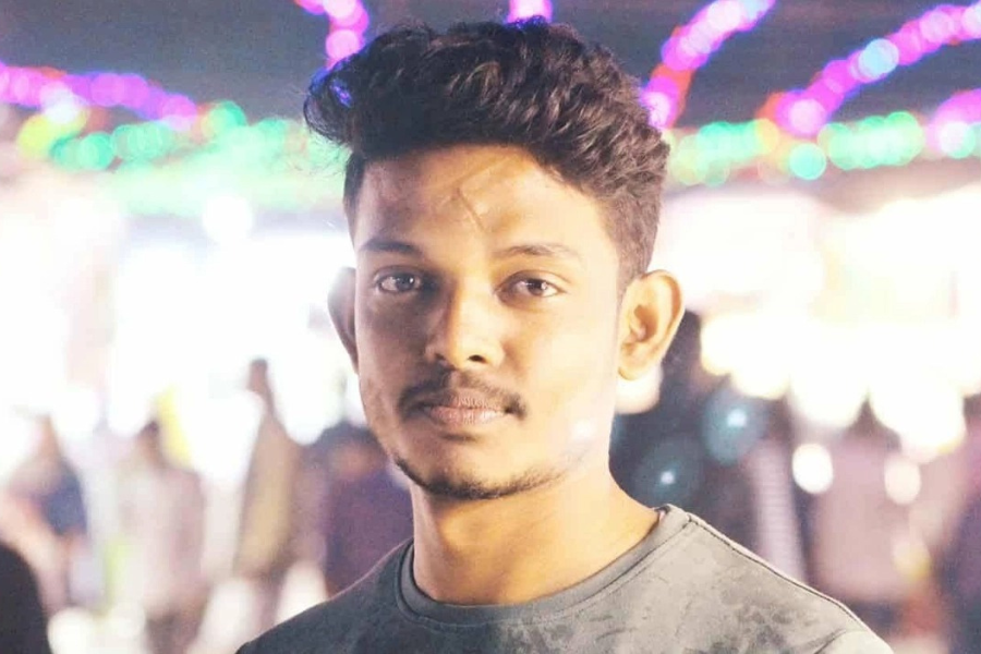 নিষিদ্ধ ছাত্রলীগ করায় ছেলেকে ত্যাজ্য করলেন পিতা