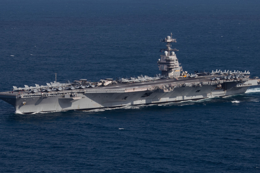 ইরান যুদ্ধে মোতায়েন বৃহত্তম মার্কিন বিমানবাহী রণতরীতে আগুন