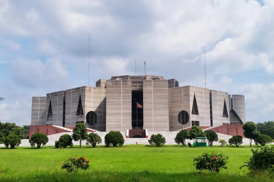 জাতীয় সংসদের দক্ষিণ প্লাজার ঈদের জামাত সকাল ৮টায়