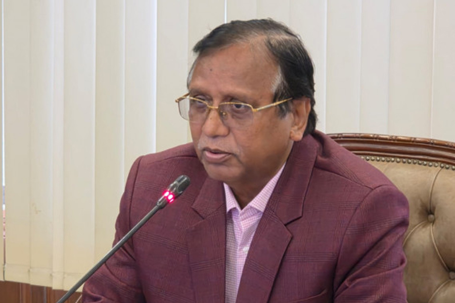 স্বাধীনতা দিবসে প্রীতি ফুটবল ম্যাচে অংশ নিলেন ডিএসসিসি প্রশাসক আবদুস সালাম