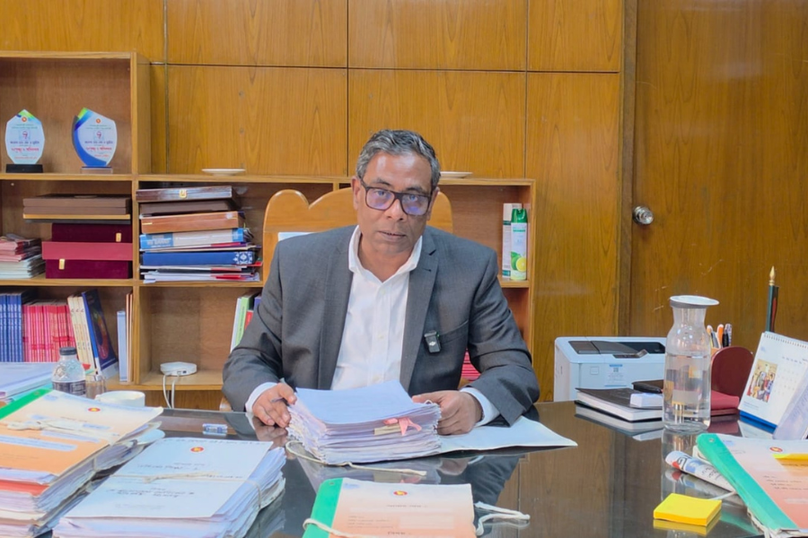 ভিডিও বার্তায় 'ভুয়া ডাক্তার তৈরির কারখানা' দেখালেন স্বাস্থ্য প্রতিমন্ত্রী