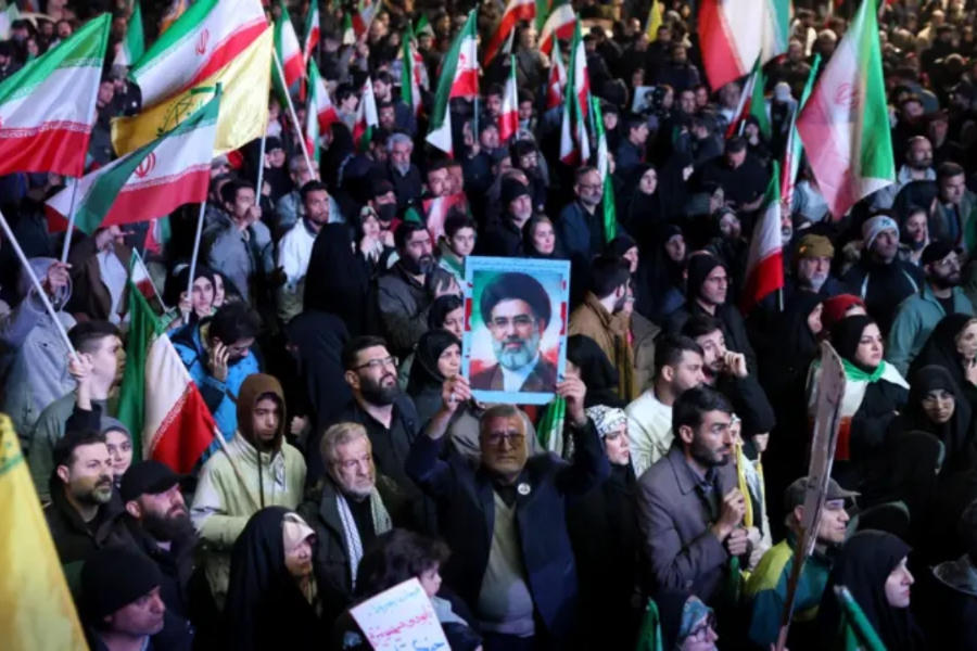 ইরানে যুদ্ধবিরতি ঘোষণা: তেহরানে বিশাল সমাবেশ