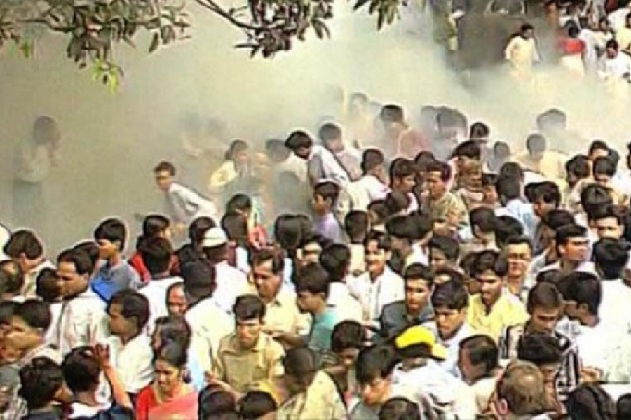 রমনা বটমূলে বোমা হামলা: বিচারিক দীর্ঘসূত্রিতায় শুকিয়েছে রক্তের দাগ, শুকিয়েছে শোক