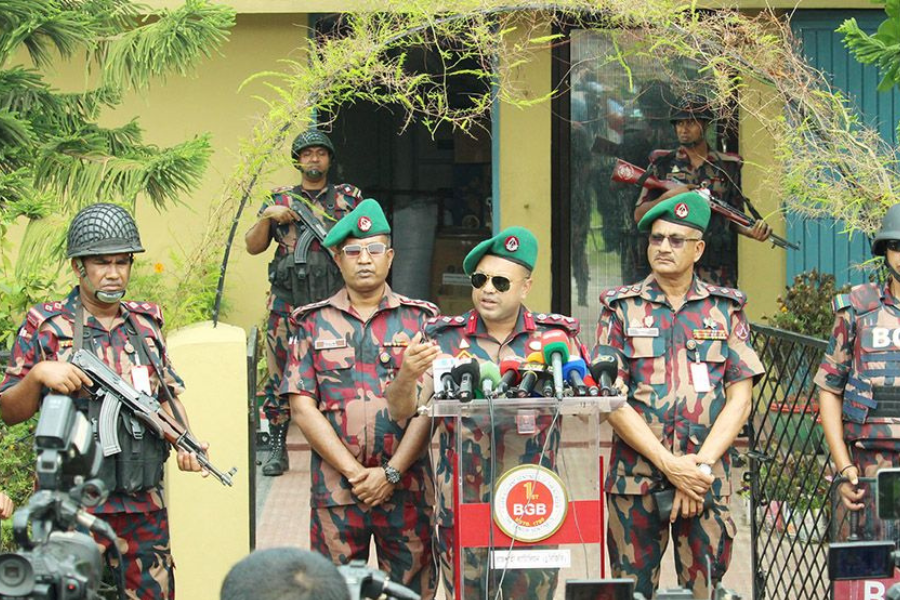 বিজিবির নজরদারিতে তেলের ডিপো ও পাম্প