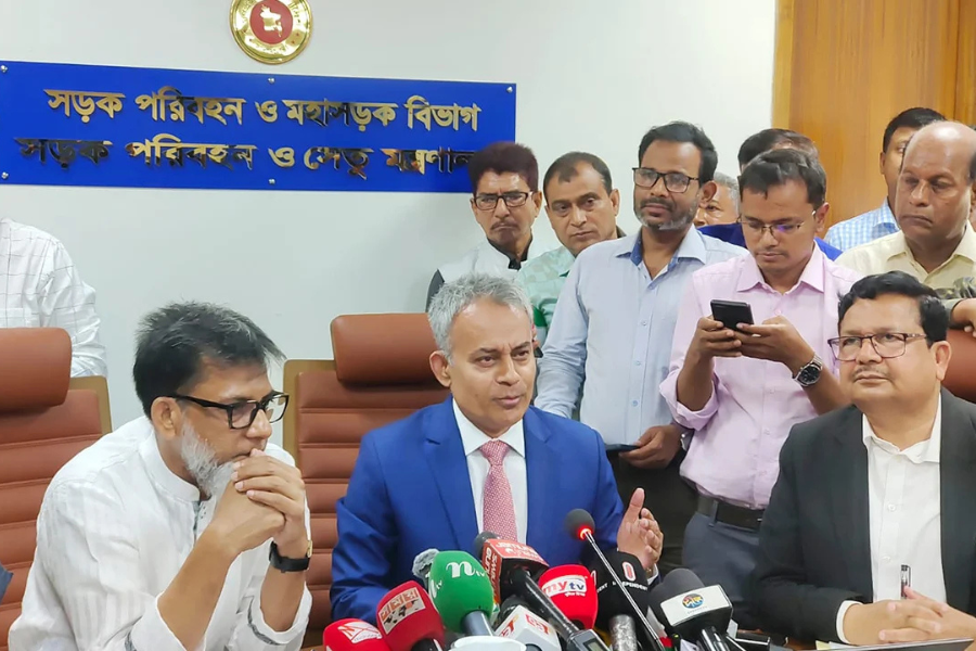 গাড়ি ফেরিতে ওঠার আগে নামতে হবে সব যাত্রীকে, যুক্ত হচ্ছে রেলিং