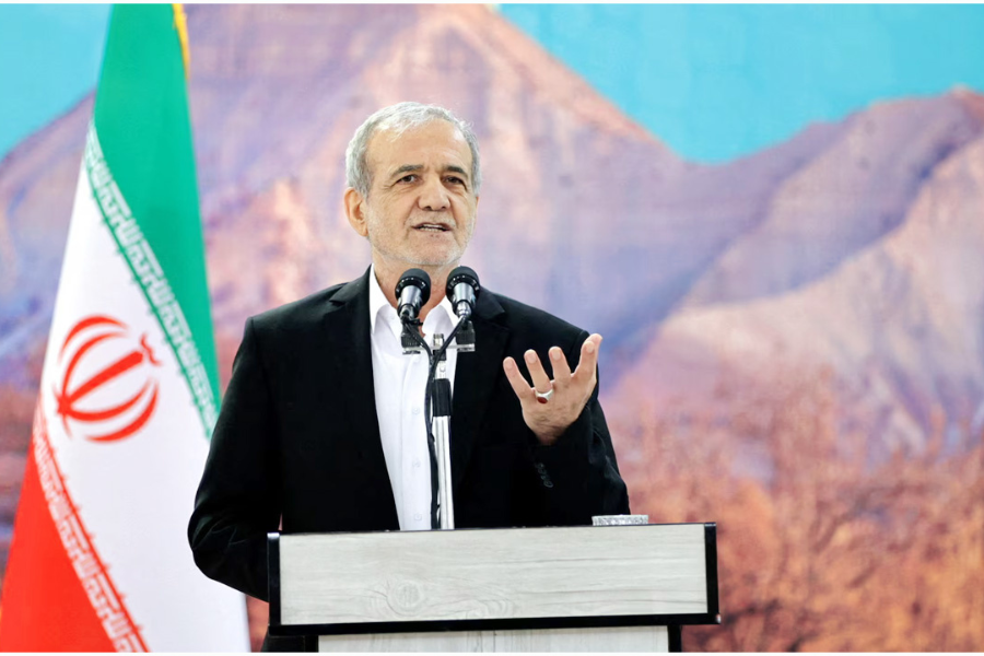 আঞ্চলিক যুদ্ধের সতর্কতার মাঝেই যুক্তরাষ্ট্রের সঙ্গে আলোচনায় ইরান