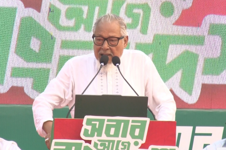 দুই বছর পর পর শ্রমিকদের মজুরি পুনর্নির্ধারণের আশ্বাস: নজরুল ইসলাম খান