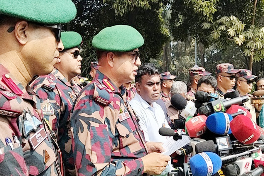 নির্বাচনে আইনশৃঙ্খলা নিয়ন্ত্রণে মারণাস্ত্র ব্যবহার করবে না বিজিবি