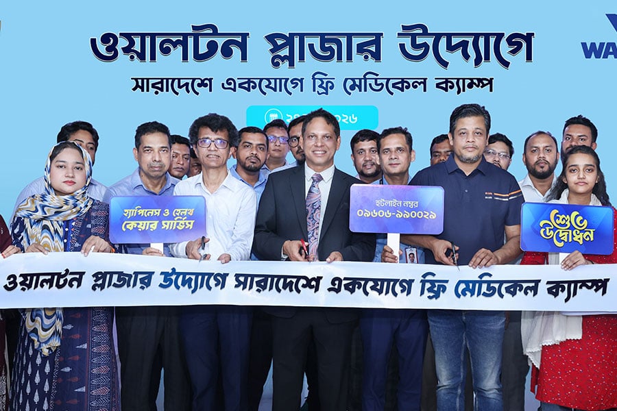 সাত শতাধিক ওয়ালটন প্লাজায় ফ্রি মেডিকেল ক্যাম্প