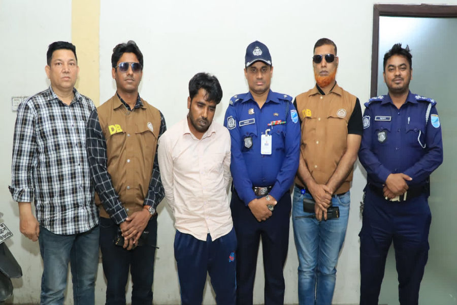 মাধবদীর আলোচিত আমেনা হত্যার মূল আসামি সৎ বাবা
