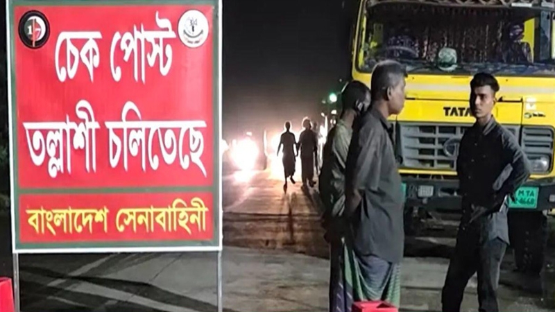 পর্যটনকেন্দ্র সাদা পাথর উদ্ধারে যৌথ বাহিনীর অভিযান