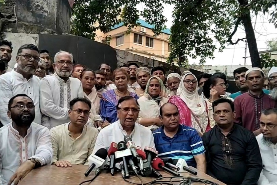 ‘সবুজ ঢাকা গড়তে সরকার ও দলীয় নেতাকর্মীরা একসঙ্গে কাজ করছে’