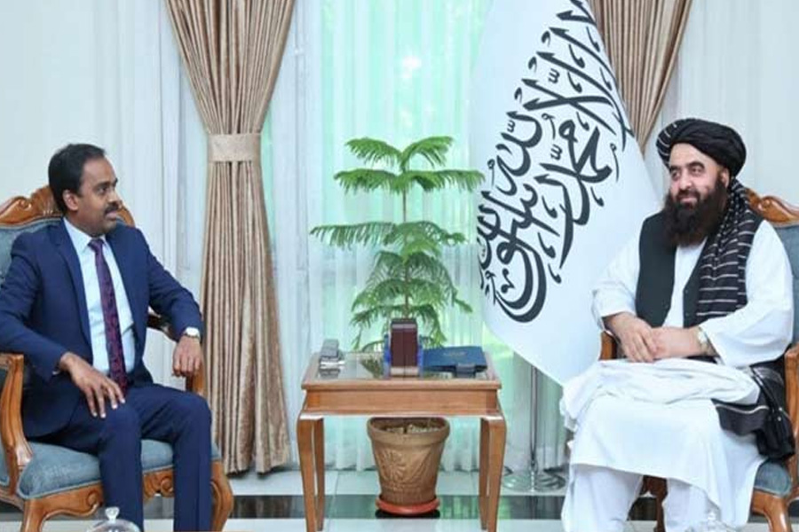 পাকিস্তানকে শায়েস্তা ভারতের পথ ধরছে আফগানিস্তান