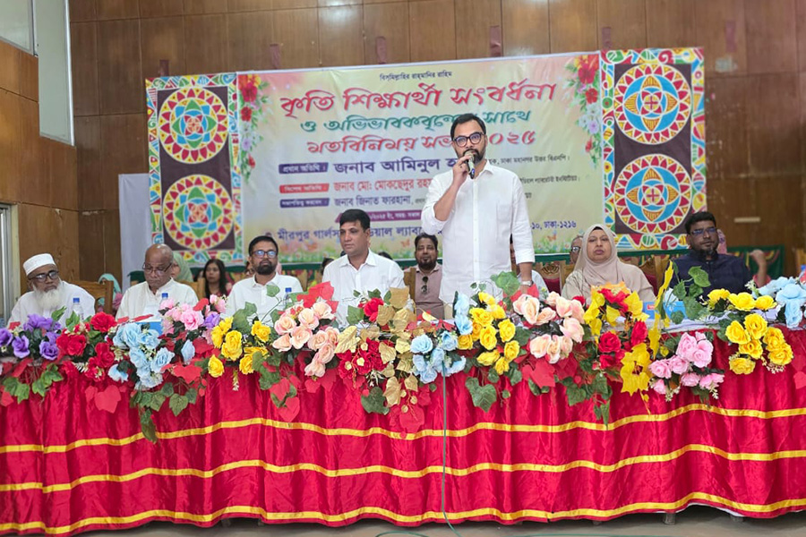 ঐক্যবদ্ধ প্রচেষ্টায় মানবিক বাংলাদেশ গড়তে চাই: আমিনুল হক