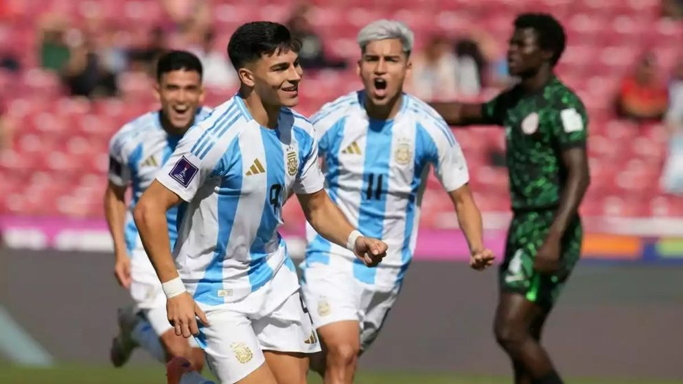 নাইজেরিয়াকে ৪-০ হারিয়ে বিশ্বকাপের কোয়ার্টারে আর্জেন্টিনা