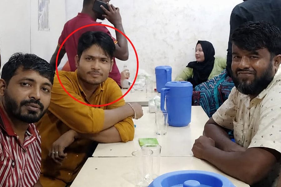 পাহাড়তলীতে তালিকাভুক্ত মাদক মামলার আসামি রেজাউল গ্রেপ্তার