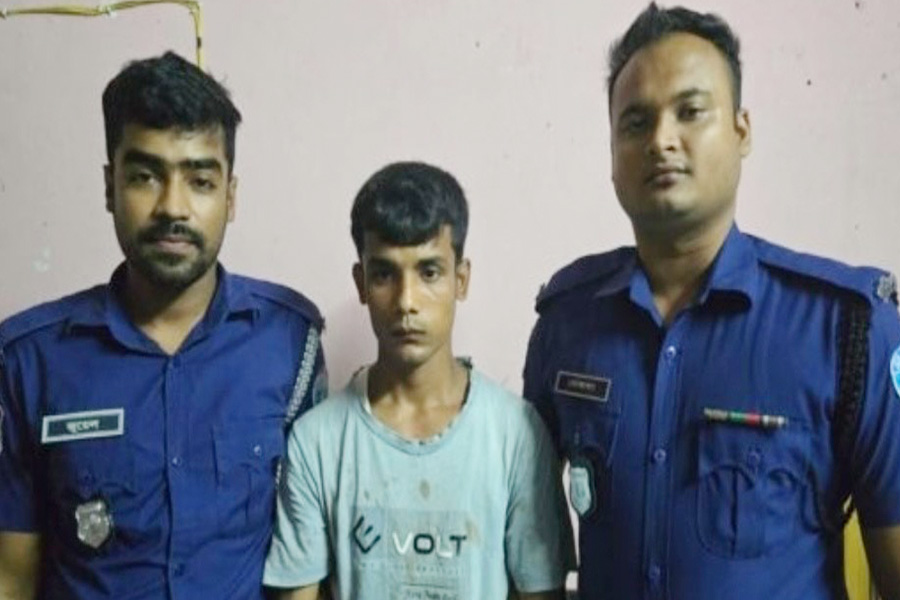 বান্দরবানে প্রতিবন্ধী কিশোরীকে ধর্ষণের অভিযোগে গ্রেপ্তার-১