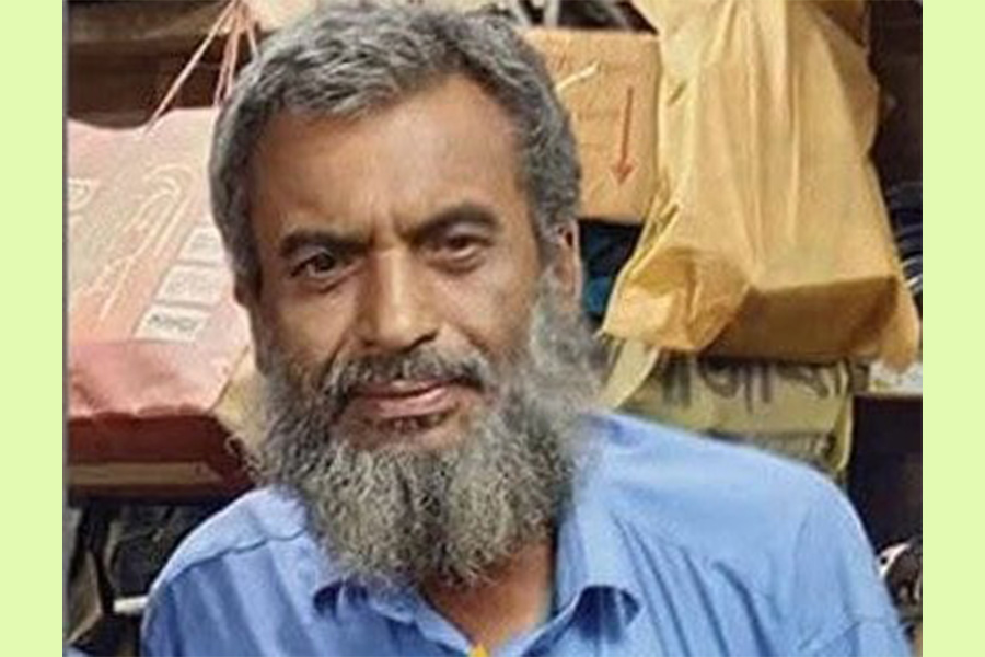 বাঁশখালীতে কবর থেকে লাশ উত্তোলনের নির্দেশ আদালতের