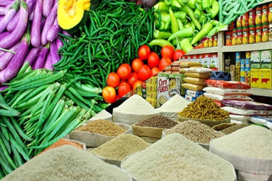 নিত্যপণ্যের বাজার নিয়ে অস্বস্তিতে সীমিত আয়ের মানুষ