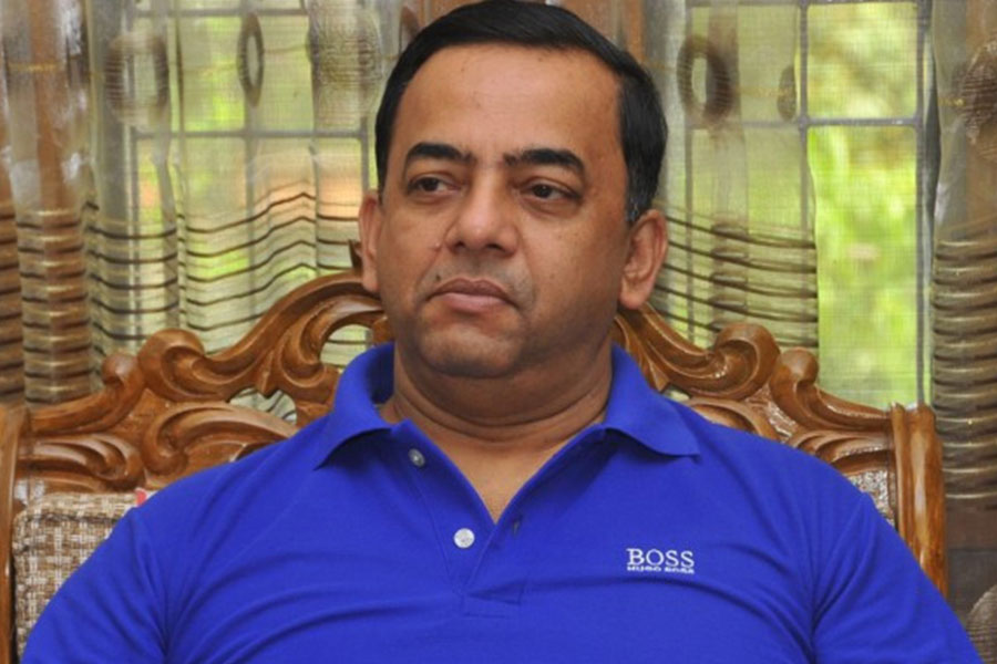 সাবেক আইজিপি বেনজীর দুবাইয়ে গ্রেপ্তার