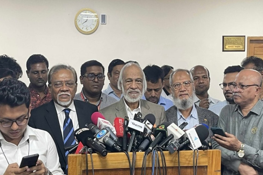 ভোটগ্রহণ কর্মকর্তা হিসেবে ইসলামী ব্যাংককের কাউকে নিয়োগ নয়