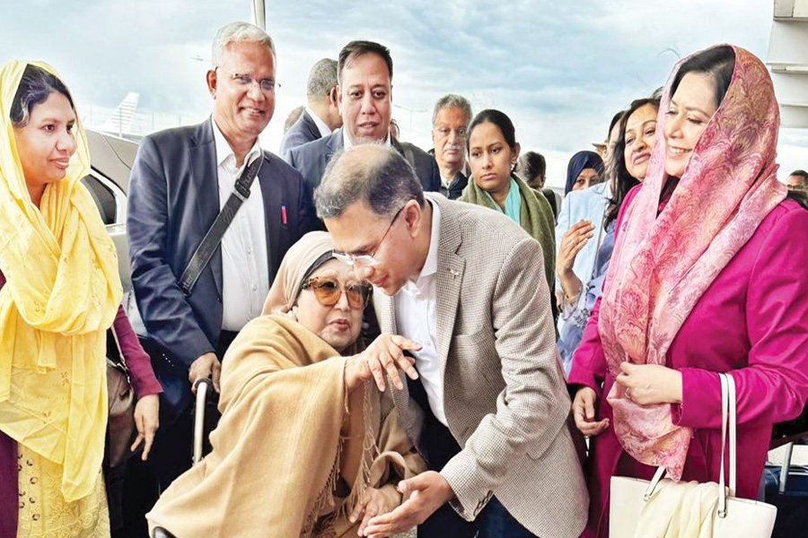 শিগগিরই দেশে ফিরবেন তারেক রহমান : মির্জা ফখরুল