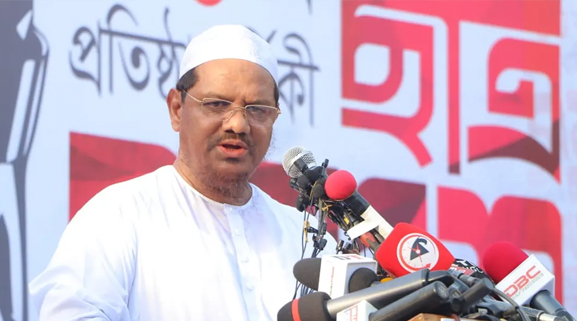 নতুন উপদেষ্টাকে নিয়ে চরমোনাই পীরের ক্ষোভ