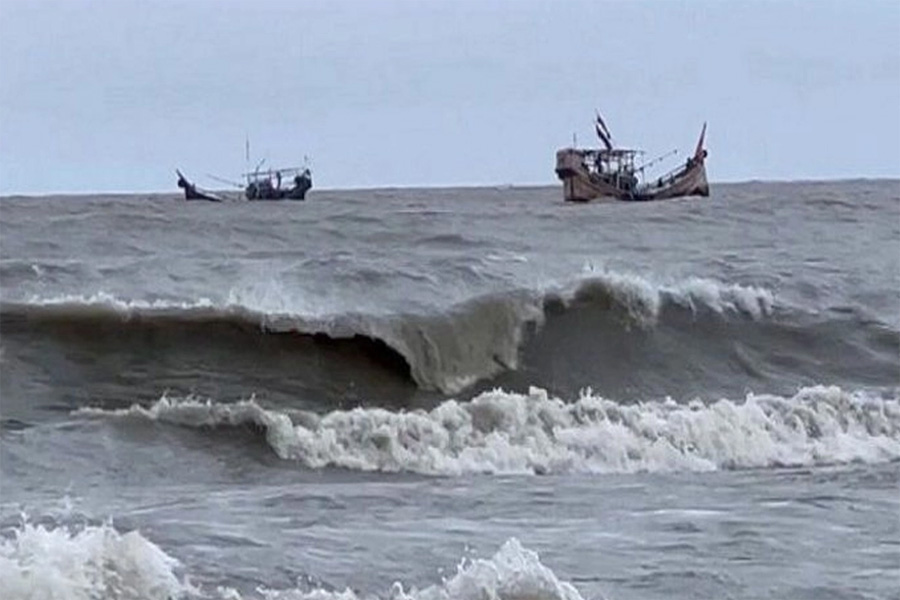 বঙ্গোপসাগরে গভীর নিম্নচাপ, বাংলাদেশে ঝড়বৃষ্টির শঙ্কা