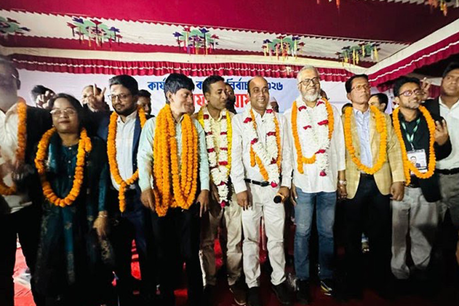 ডিআরইউর সভাপতি আবু সালেহ আকন, সম্পাদক মাইনুল হাসান